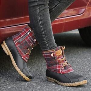 STQ Women’s Plaid Winter Boots sz 7 Plaid Waterproof #M162